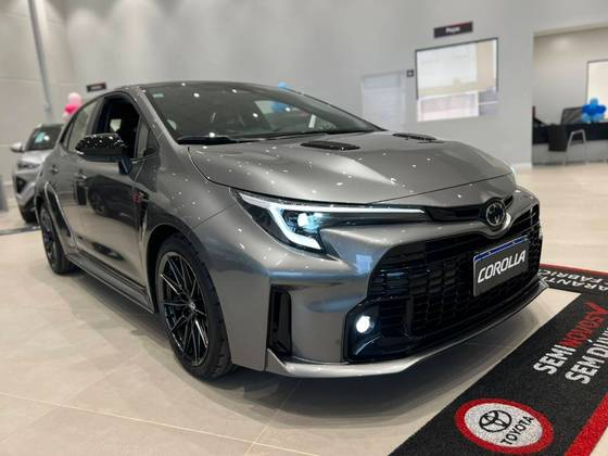 TOYOTA GR COROLLA 1.6 TURBO GASOLINA CIRCUIT GR-FOUR MANUAL TOYOTA GR COROLLA 1.6 TURBO GASOLINA CIRCUIT GR-FOUR MANUAL